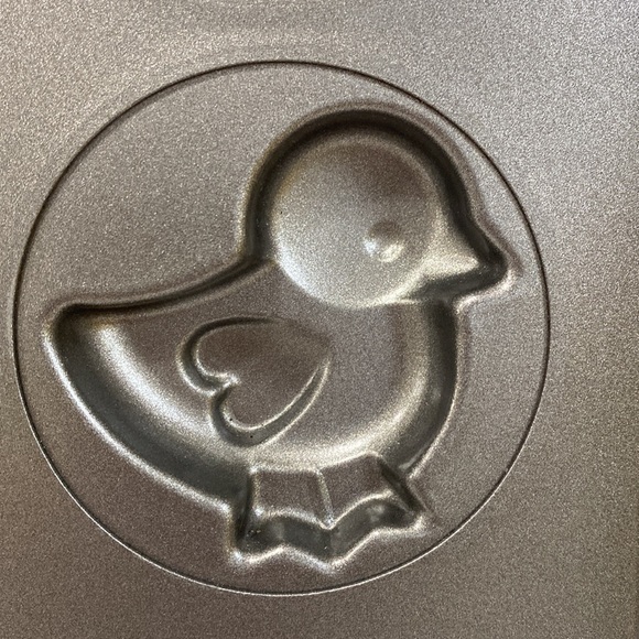 SWEET CREATIONS SPRING COOKIE PAN - Picture 10 of 16